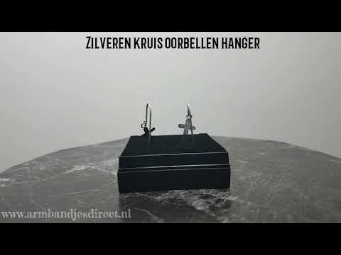 Zilveren kruis oorbellen hanger